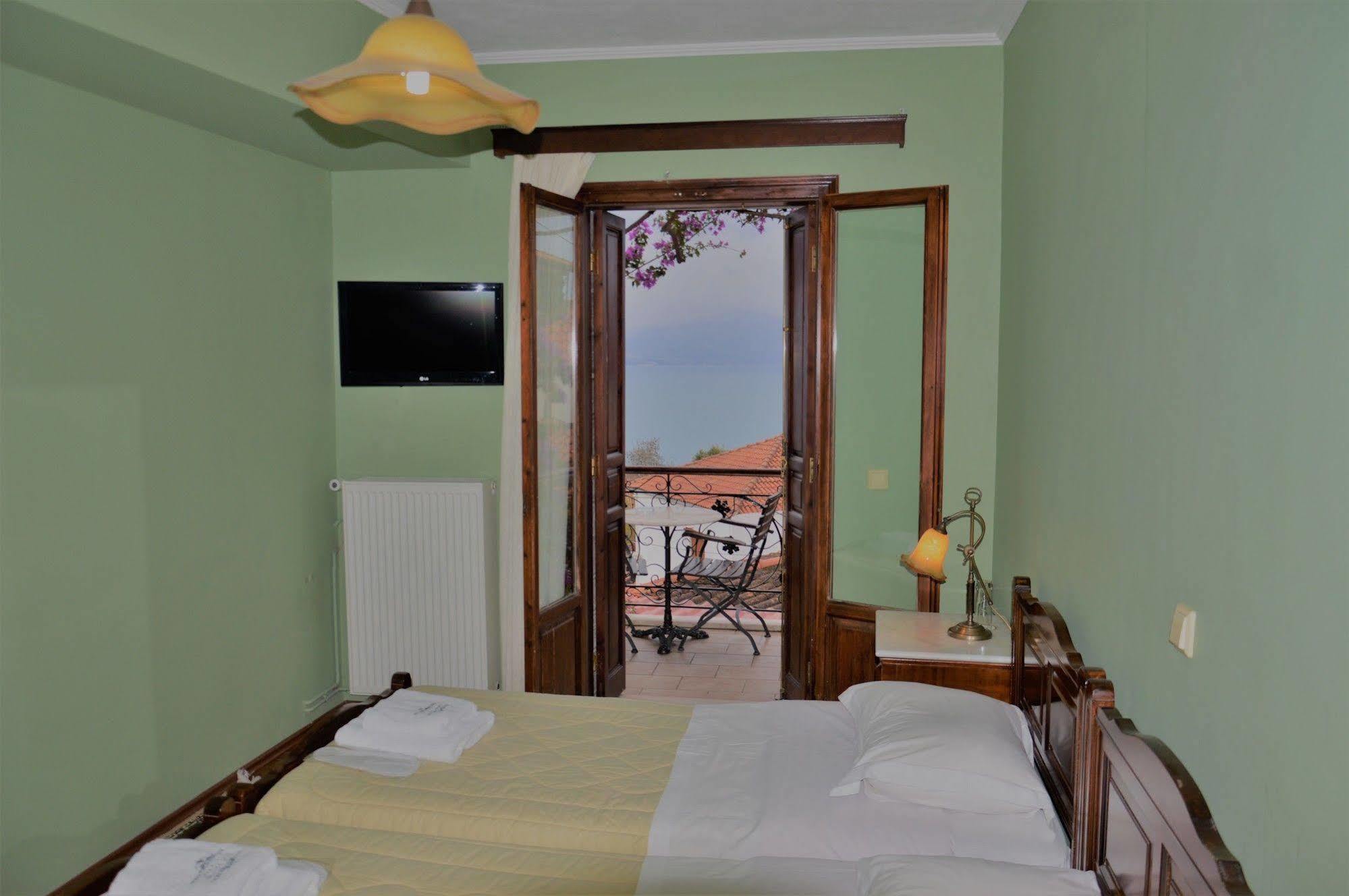 Ilion Hotel Nafpaktos Zewnętrze zdjęcie